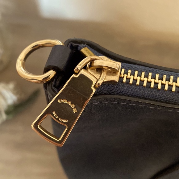 Coach Carry-all tote - Picture 5 of 9